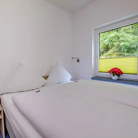 Also-hotel An Der Hardt 2*
