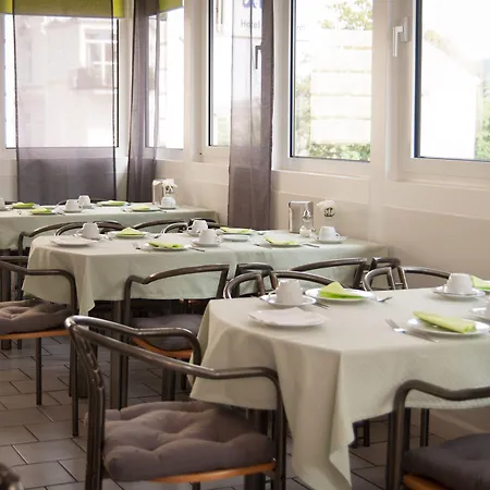 Also-hotel An Der Hardt Ξενοδοχείο Βούρπεταλ