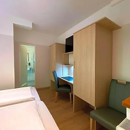Also-hotel An Der Hardt Hotel